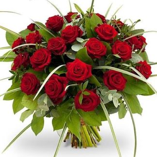 25 red roses with greenery | Flower Delivery Dolgoprudny